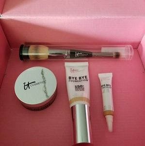 IT Cosmetics Bye Bye Foundation Set